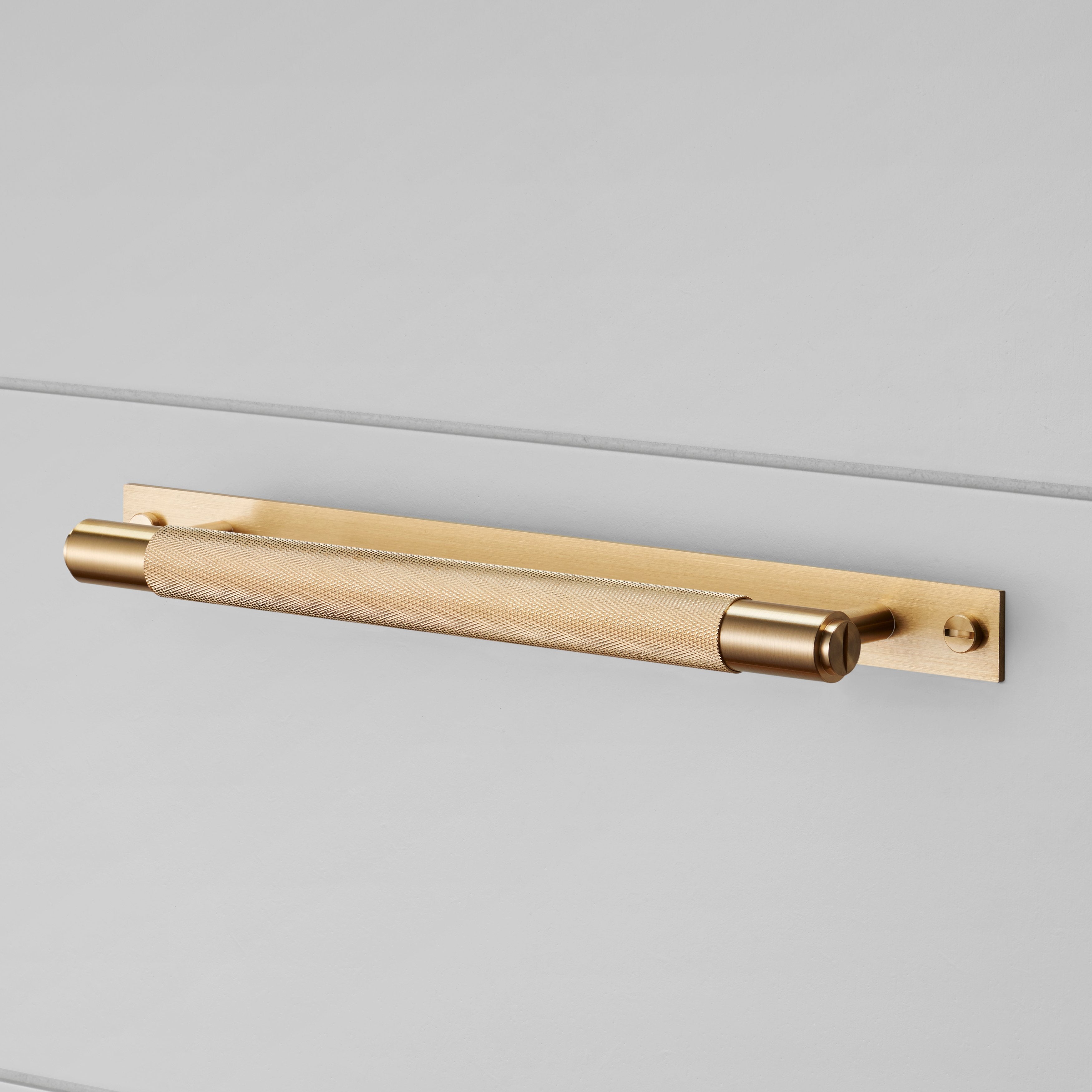 PULL BAR / PLATE / BRASS - LARGE - No.42 Interiors