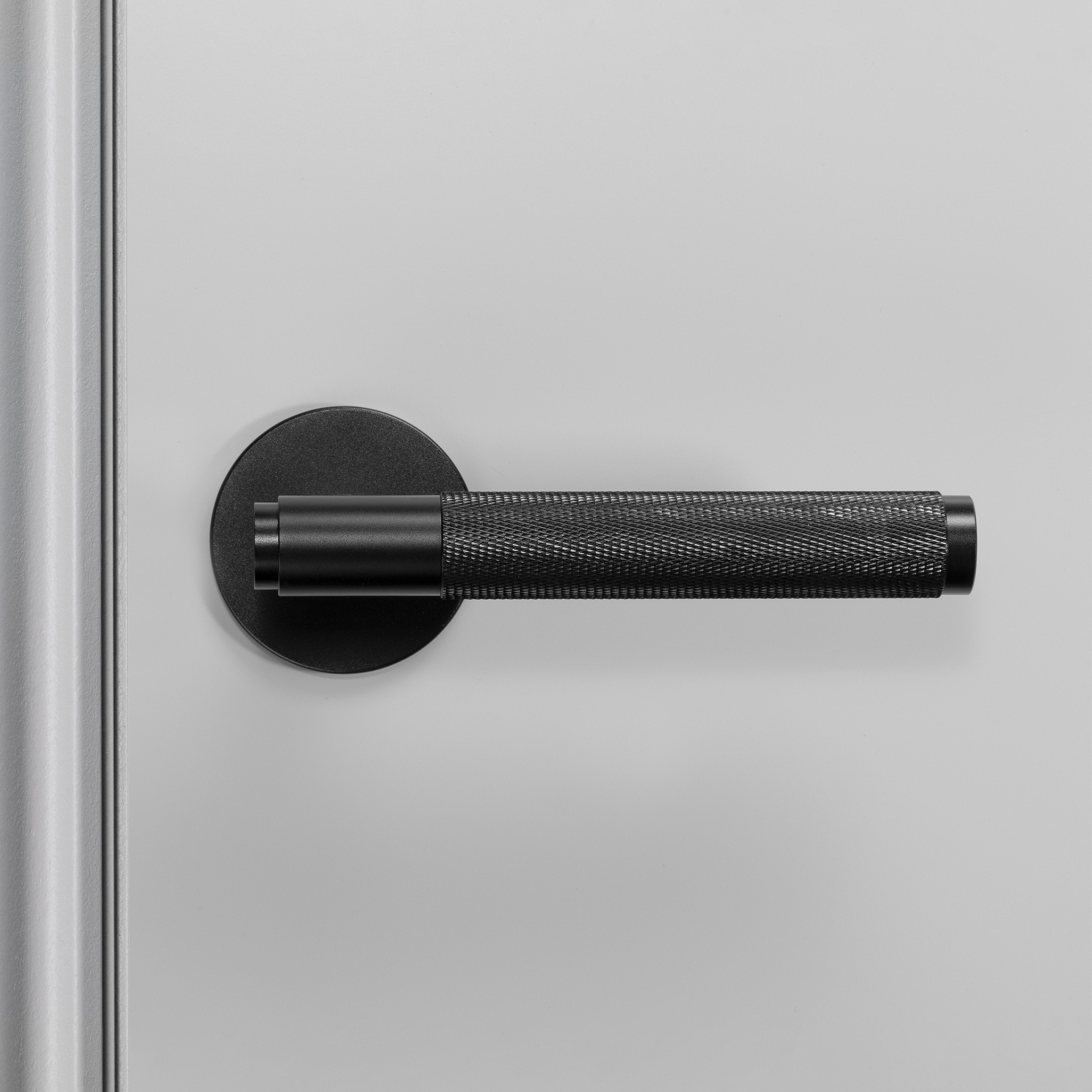 Buster and Punch DOOR LEVER HANDLE / BLACK - SPRUNG -38MM