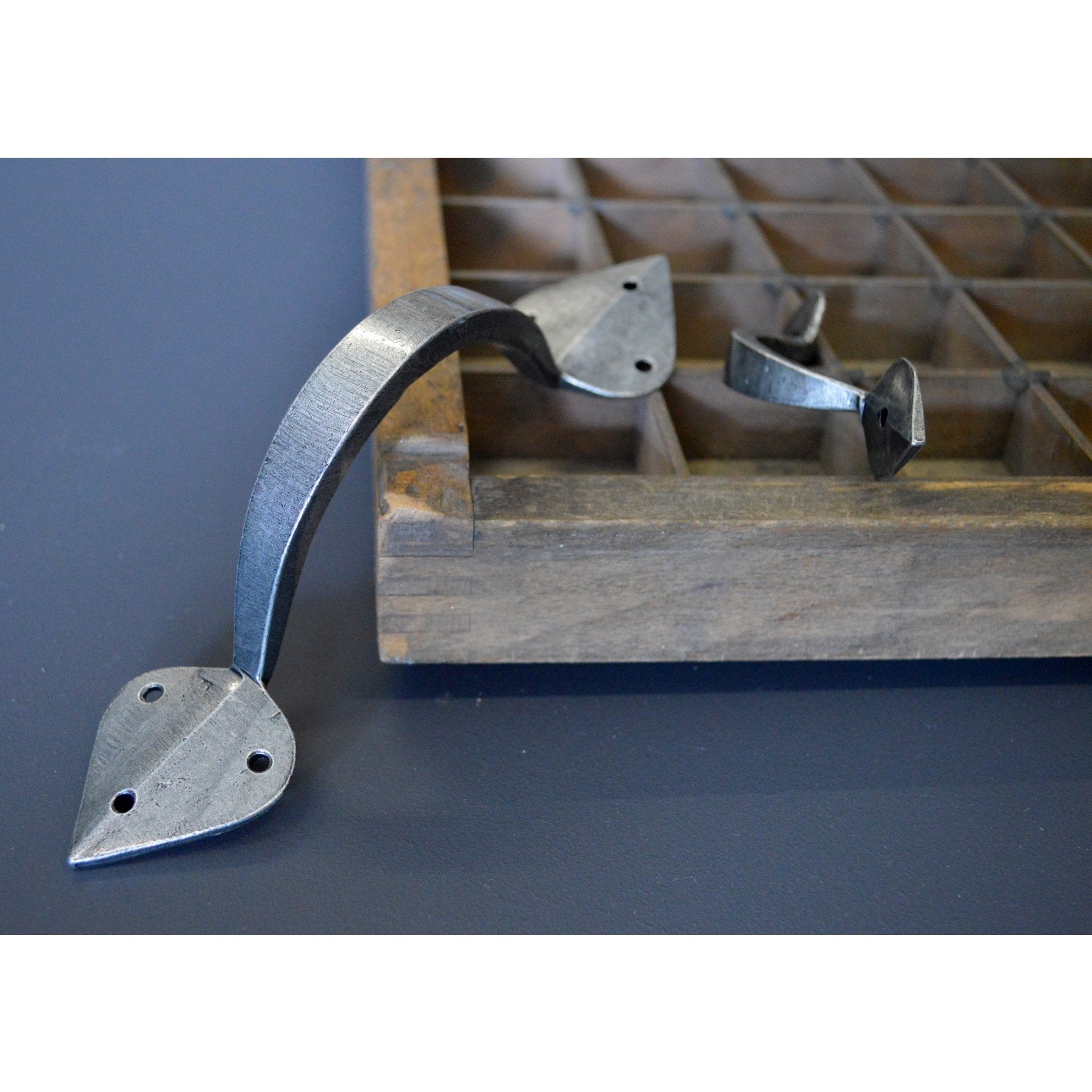 From the Anvil Pewter Medium Shropshire Pull Handle