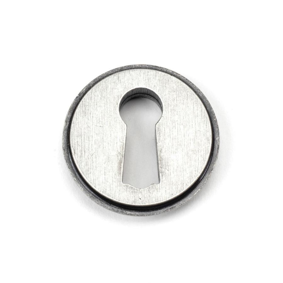 From the Anvil Pewter Round Escutcheon (Beehive)