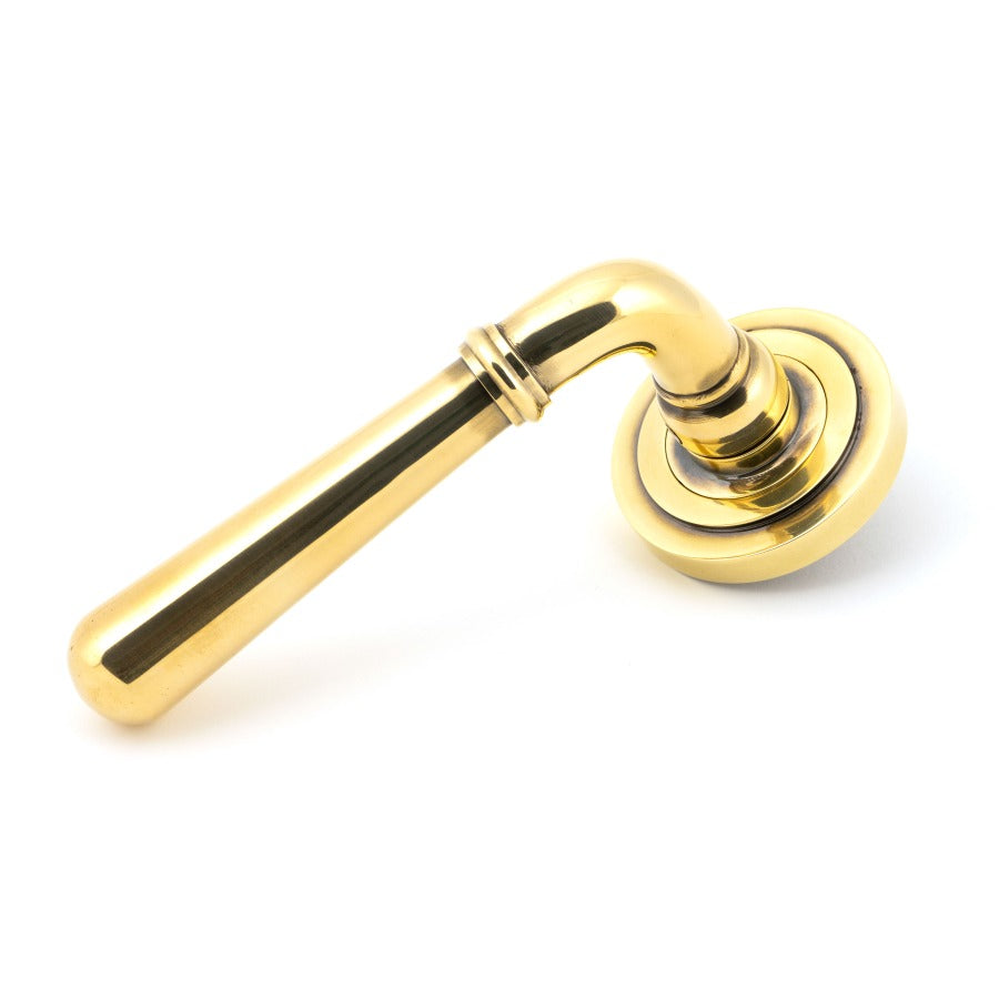 From the Anvil product code 50018 Aged Brass Newbury Lever on Rose Set (Art Deco)- Unsprung available at No.42 Interiors. Free Delivery on orders over £50. Looking for from the anvil stockists near me, No.42 Interiors on Carter Street, Uttoxeter has a wide range of From the Anvil Ironmongery on display and available to buy in-store or order with the option of next day delivery.