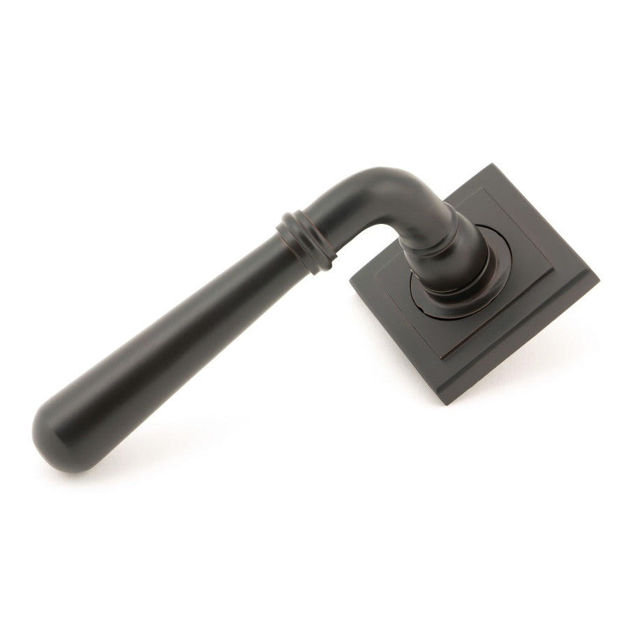 From the Anvil product code 46064 Aged Bronze Newbury Lever on Rose Set (Square), available at No.42 Interiors. Free Delivery on orders over £50. Looking for from the anvil stockists near me, No.42 Interiors on Carter Street, Uttoxeter has a wide range of From the Anvil Ironmongery on display and available to buy in-store or order with the option of next day delivery. 