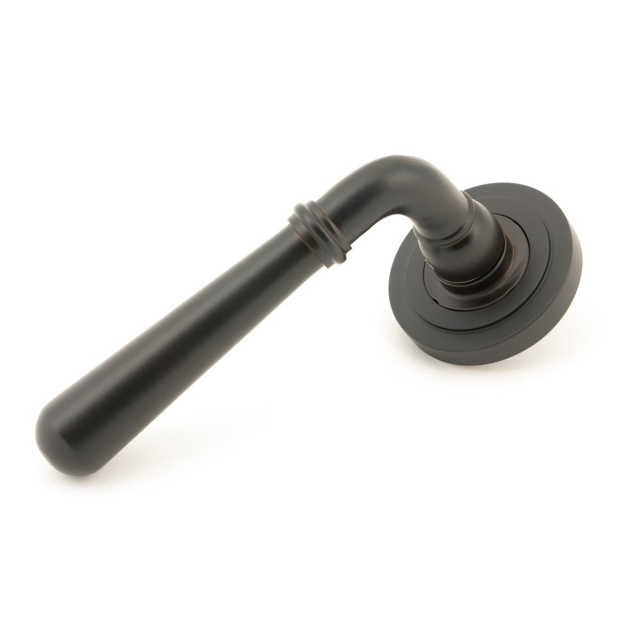 From the Anvil product code 50030 Aged Bronze Newbury Lever on Rose Set (Art Deco)- Unsprung, available at No.42 Interiors. Free Delivery on orders over £50. Looking for from the anvil stockists near me, No.42 Interiors on Carter Street, Uttoxeter has a wide range of From the Anvil Ironmongery on display and available to buy in-store or order with the option of next day delivery. 
