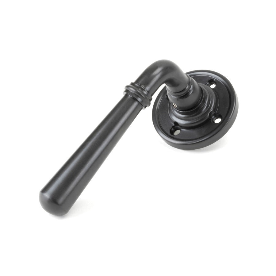 From the Anvil product code 50094 Aged Bronze Newbury Lever on Rose Set - Unsprung, available at No.42 Interiors. Free Delivery on orders over £50. Looking for from the anvil stockists near me, No.42 Interiors on Carter Street, Uttoxeter has a wide range of From the Anvil Ironmongery on display and available to buy in-store or order with the option of next day delivery. 