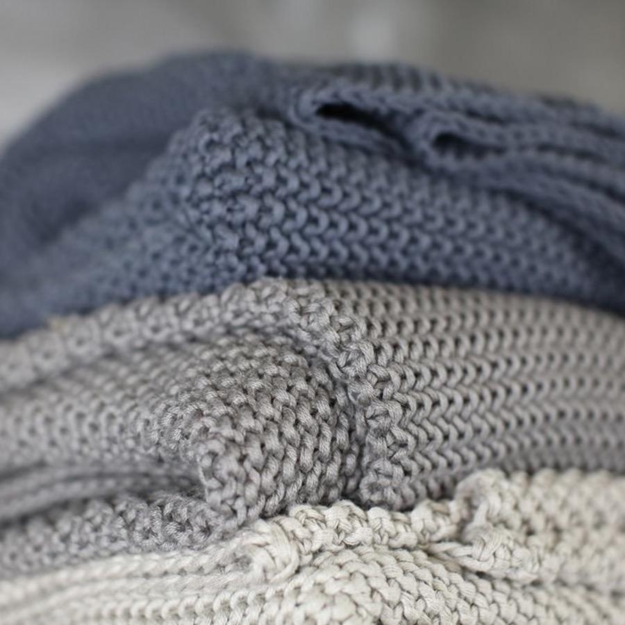 Moss Stitch Cotton Throw Charcoal Grey - Nkuku